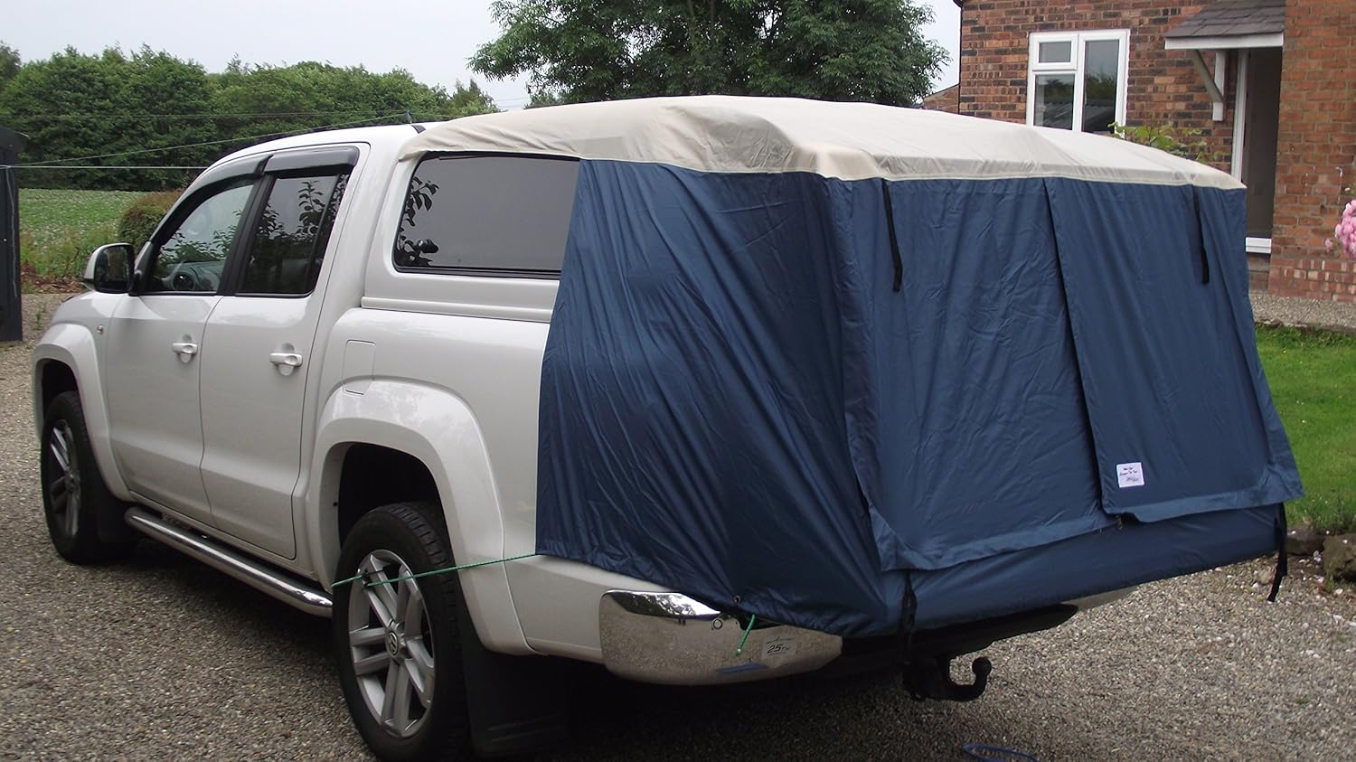 Mid-Size Truck Tent Q2492