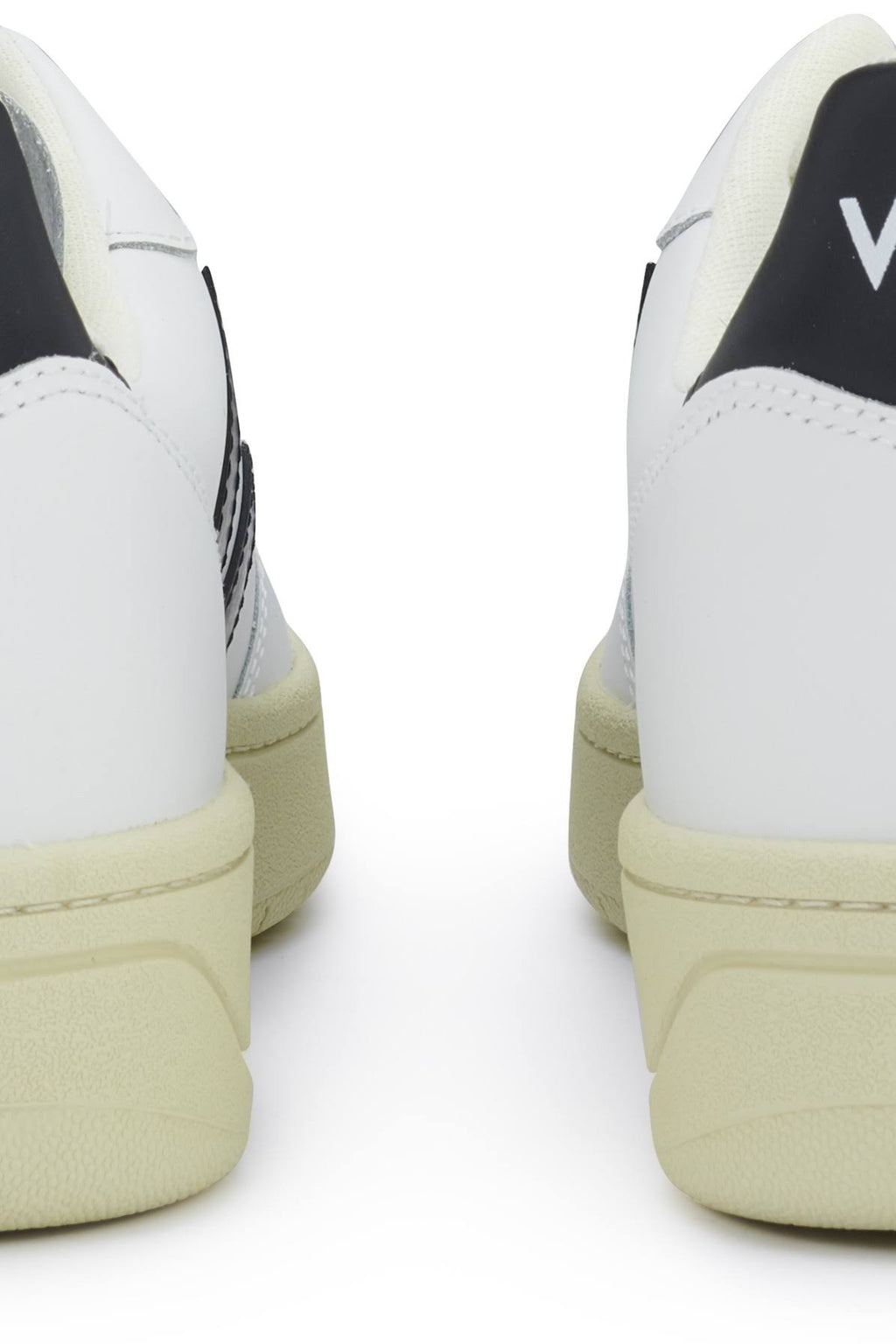 White Leather Sneakers R23408