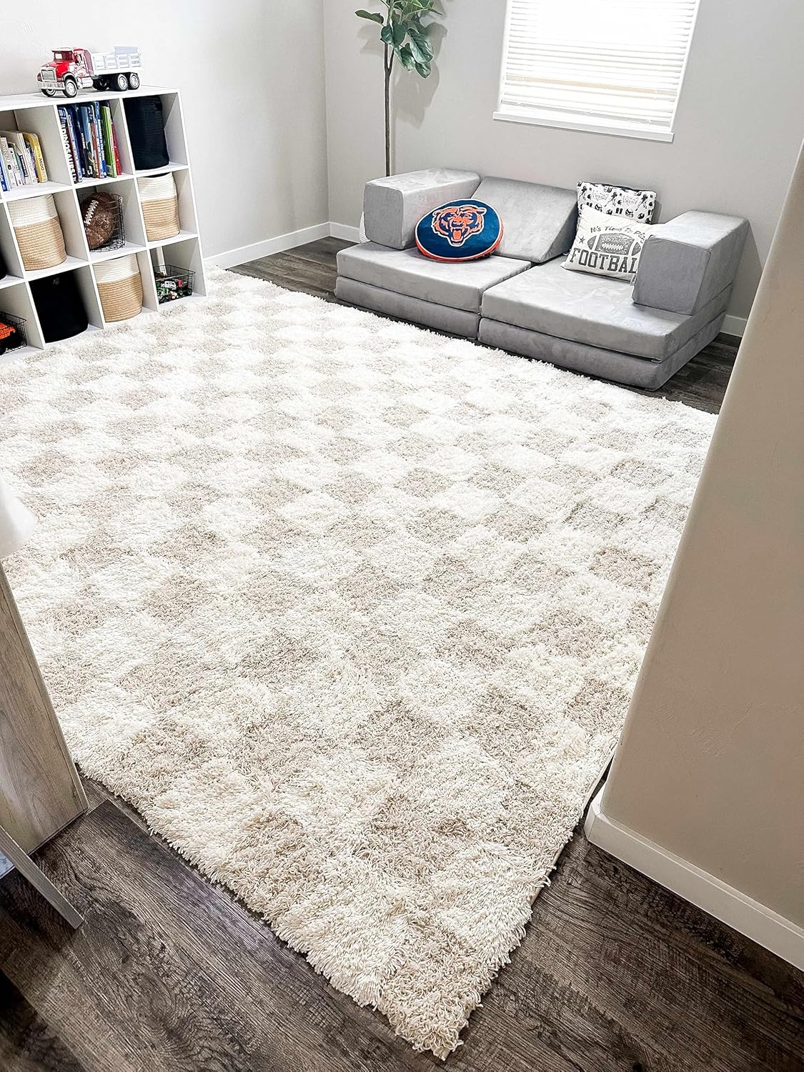 Beige Cream White Checkered Fluffy Shag Area Rug 6'7" x 9'6" K365