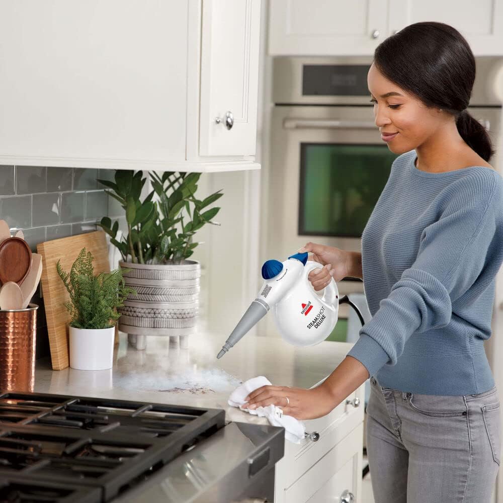 Steam Cleaner with Multi-Surface Tools Z584