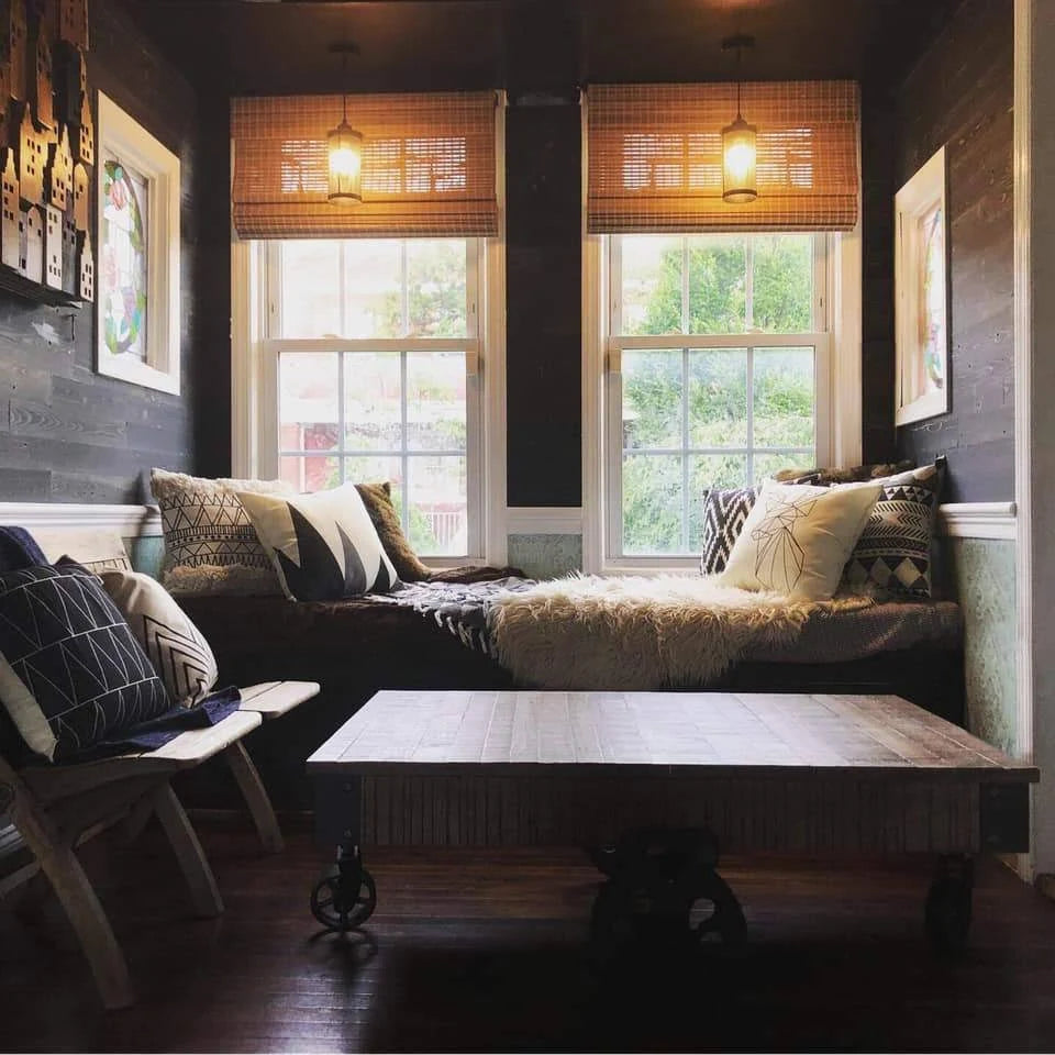 Peel and Stick Reclaimed Black Ice Wood Planks Z954370