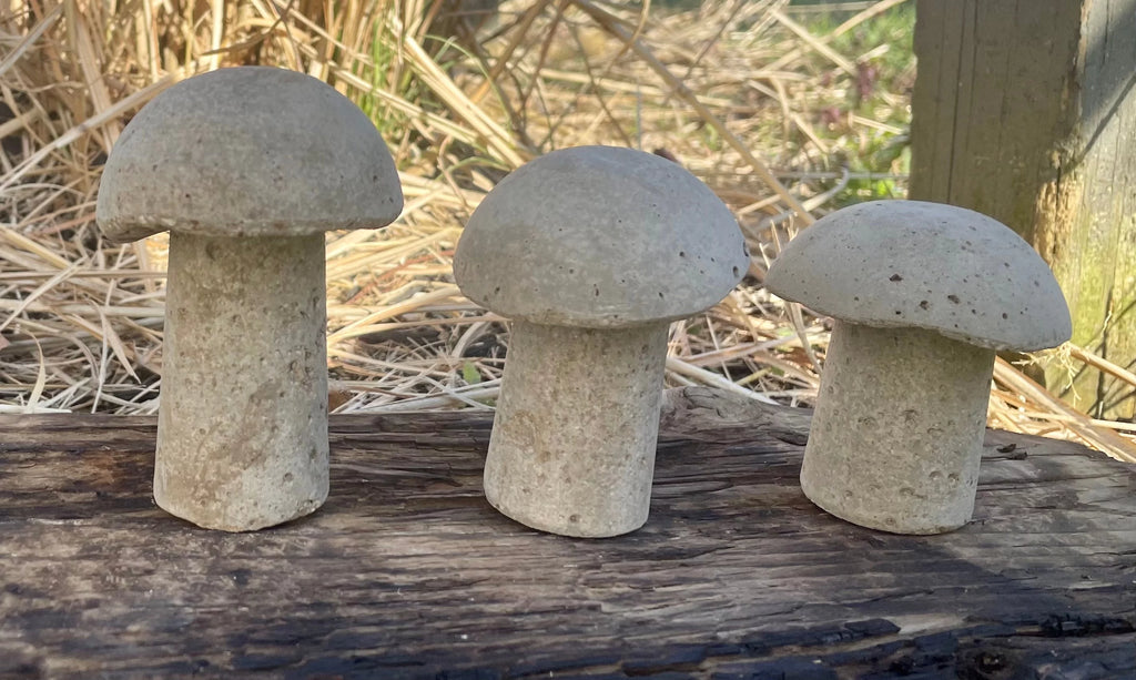 Cement Mushrooms Yard Art Garden Decor N7160