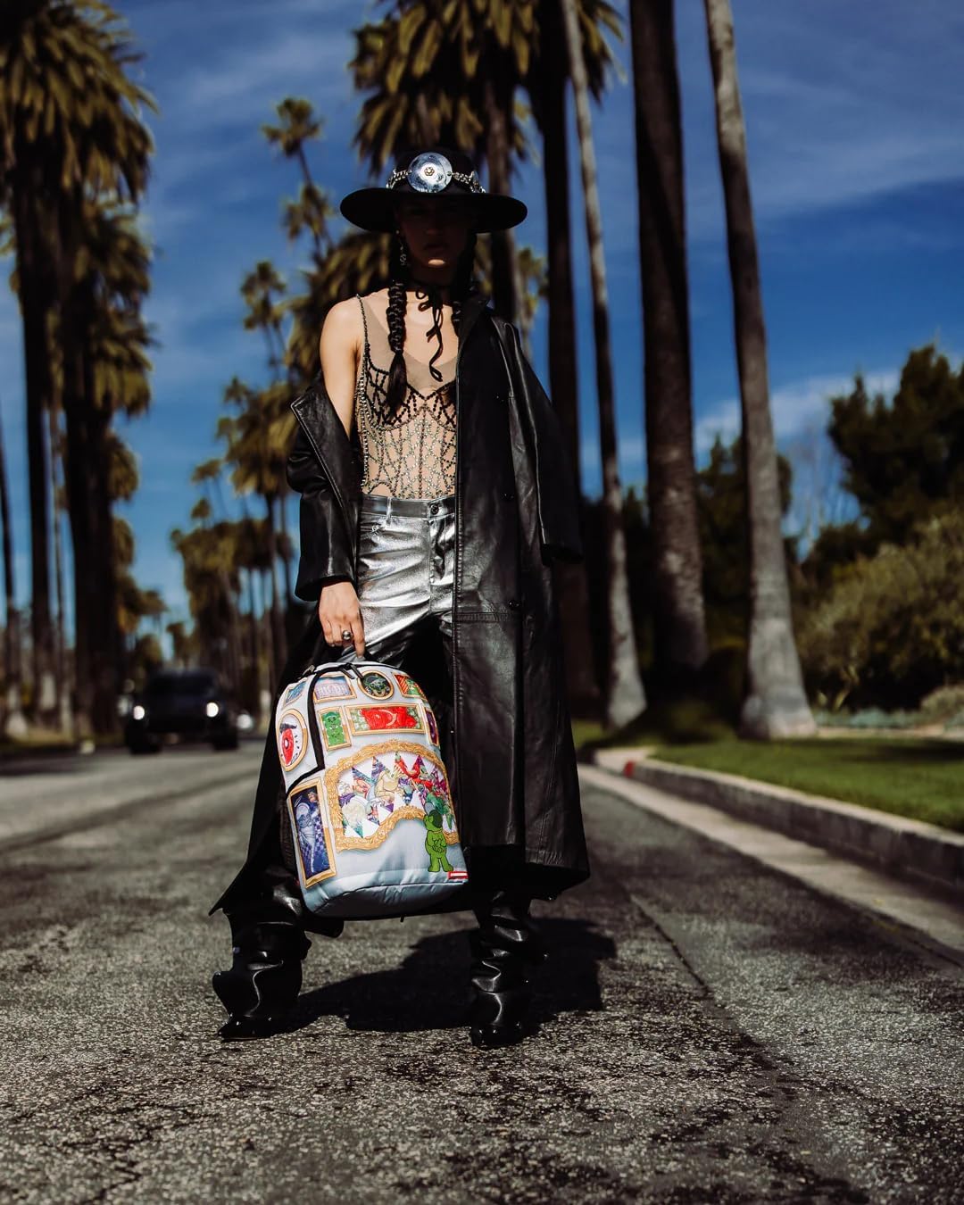 Moneybear Art Critique Backpack Z8722