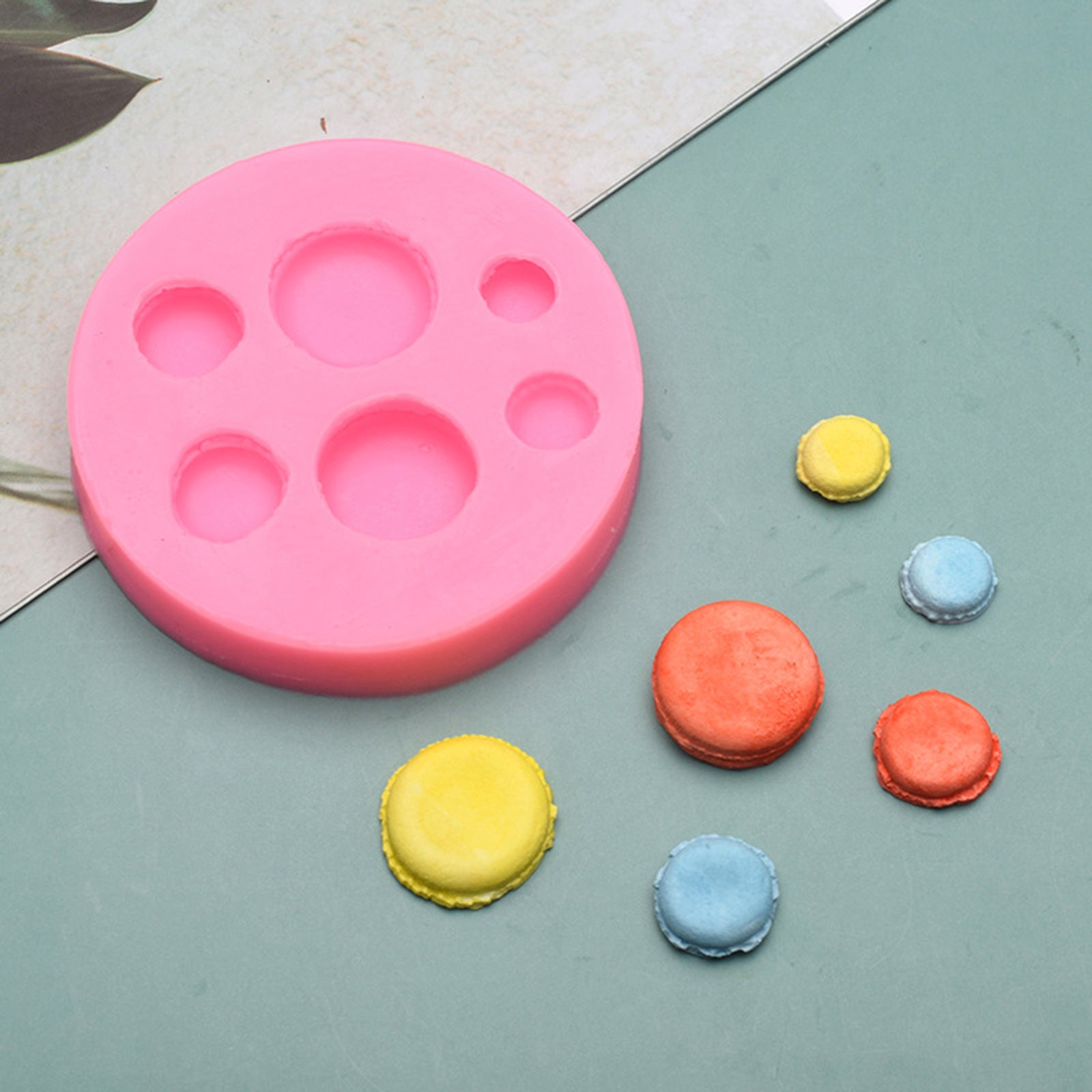 6 Cavities Macarons Shape Fondant Molds D7631