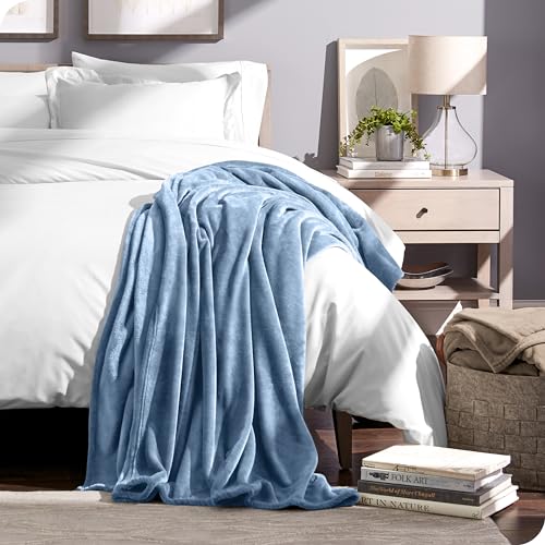 Twin/Twin XL Emerald Microplush Fleece Blanket M2066