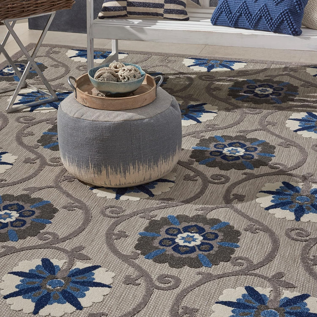 Grey/Blue 7' x 10' Area Rug N553