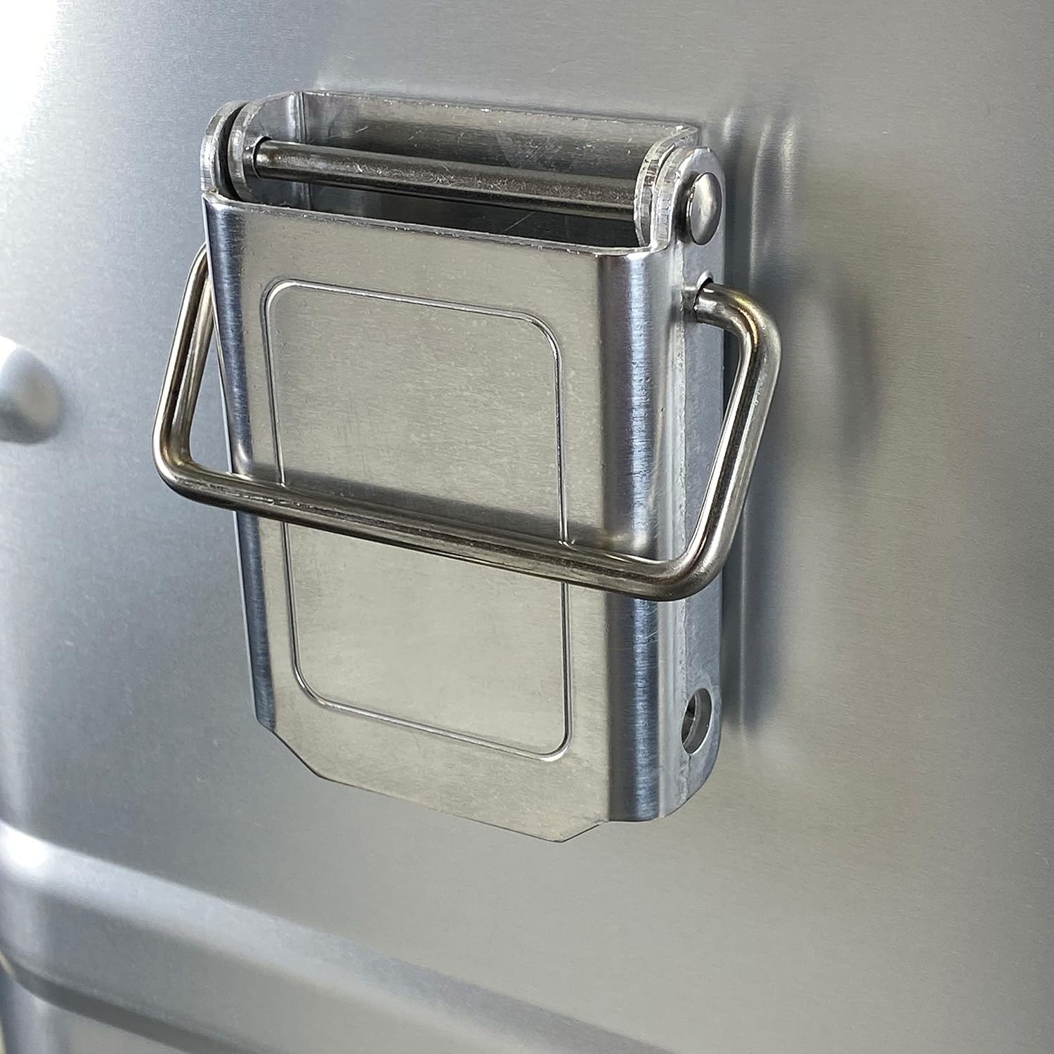 2-Piece Aluminum Cargo Case G73896