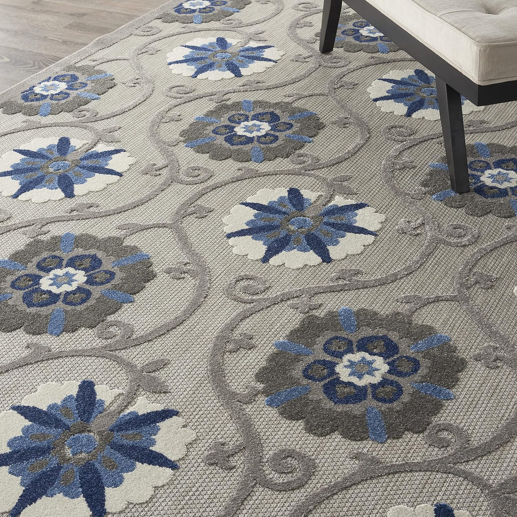Grey/Blue 7' x 10' Area Rug N553