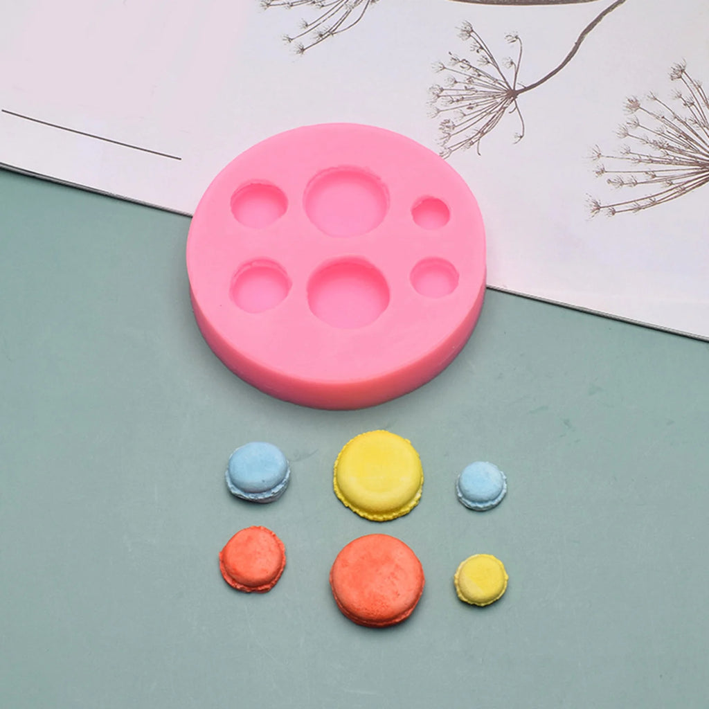 6 Cavities Macarons Shape Fondant Molds D7631