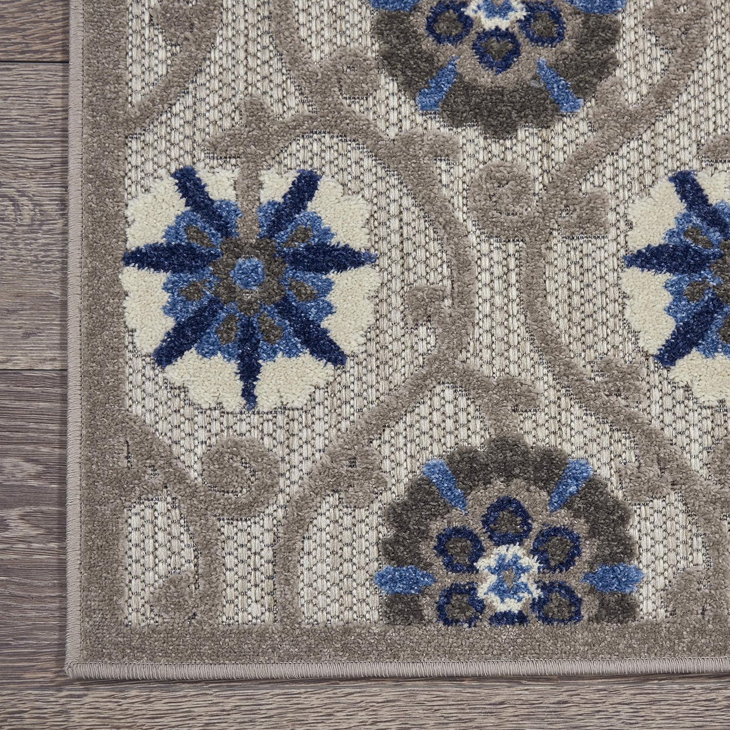 Grey/Blue 7' x 10' Area Rug N553