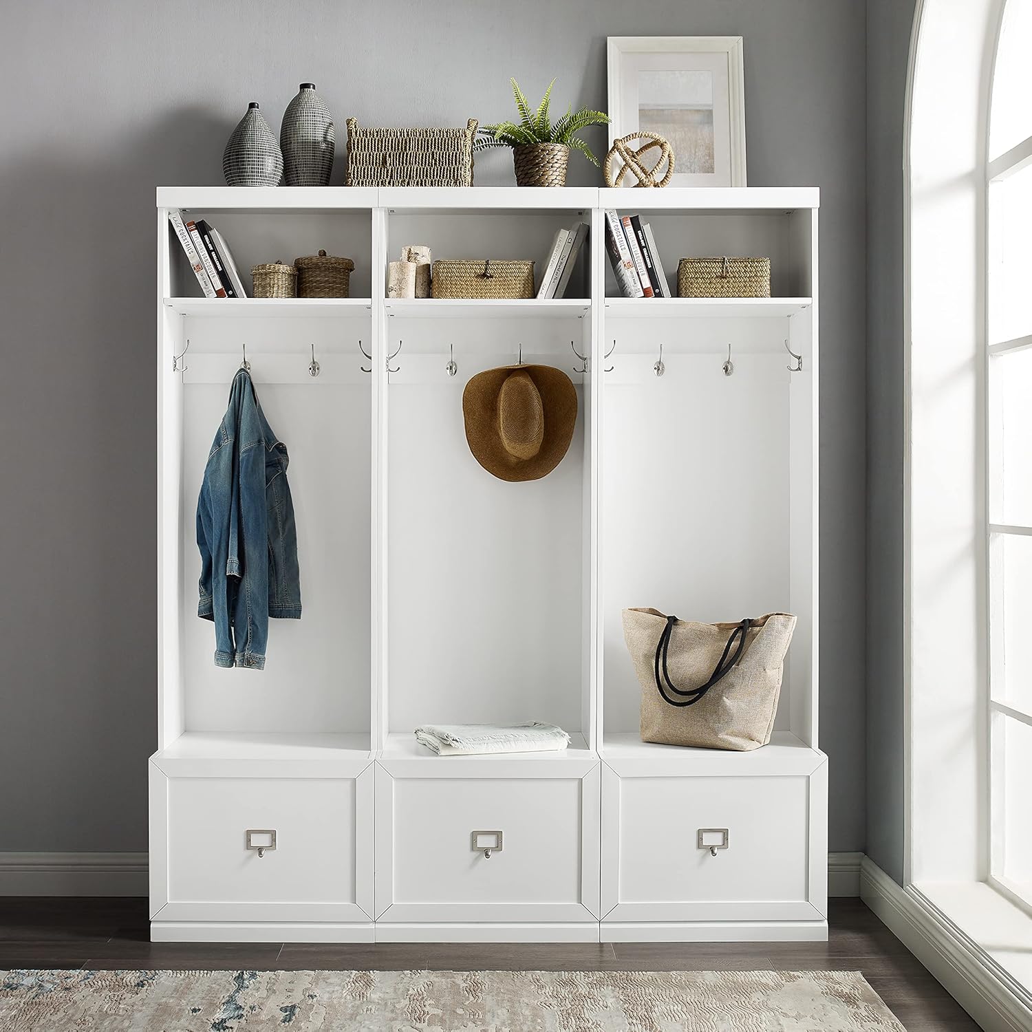 White 3-Piece Entryway Set with 3 Hall Trees T845752